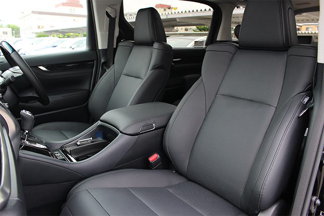 トヨタ アルファード2.5 S Cパッケージ 高級車専門ネクストワン