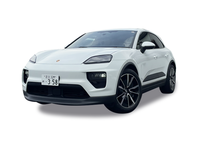 ポルシェ Macan Electric