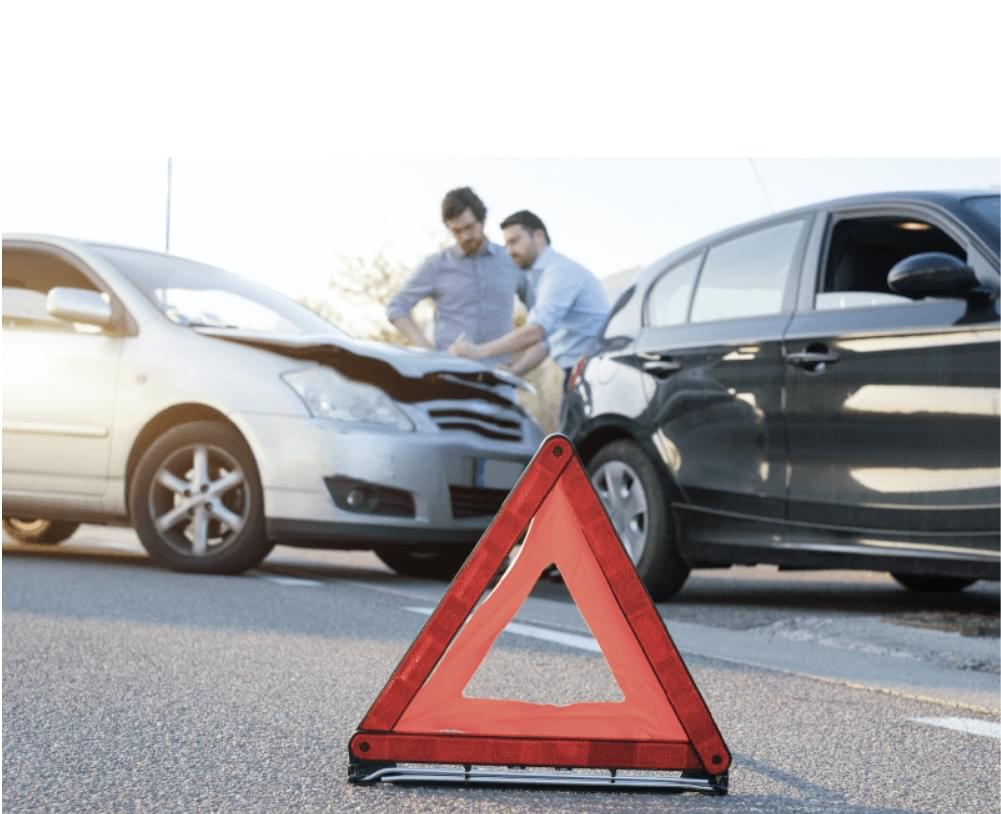 高級車の事故代車（修理期間中の代替え車両）を提供するサービスです。