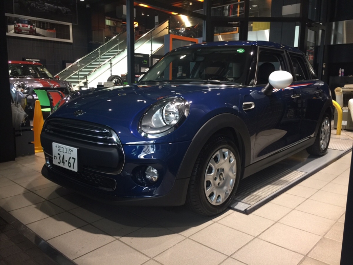 トリプル木村の高級車レンタカー配達日記２６〜MINI　ONE　５ドア　VICTORIA〜