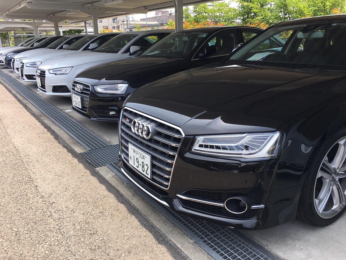 谷畑任三郎の高級車レンタカー配達日記61 アウディ S8 高級車 高級外車のレンタカーならネクスト ワン