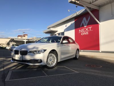 チャーリー坂本の高級車レンタカー配達日記７〜BMW 320i Luxury line〜