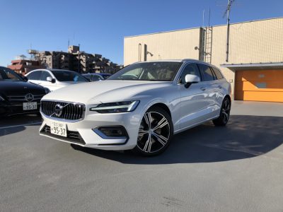 じゅんちゃんの高級車レンタカー配達日記38～ボルボ　V60 T5 インクリプション～