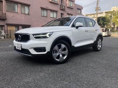 ﾄﾘﾌﾟﾙ木村の高級車レンタカー配達日記249～ボルボ　XC40　B4　AWD　Momentum～