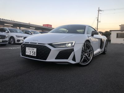 おじいちゃんの高級車レンタカー配達日記101〜アウディ R8 Coupe  V10 performance 5.2 FSI quattro S tronic～