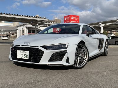 ヘルプ吉村の高級車レンタカー配達日記268〜Audi R8 Coupe V10 performance 5.2 FSI quattro S tronic