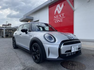 チャーリー坂本の高級車レンタカー配達日記196〜MINI Cooper D5Door BRICK LANE EDITION〜