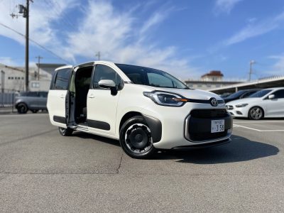 エリーの高級車レンタカー配達日記158～TOYOTA・SIENTA Hybrid Z～